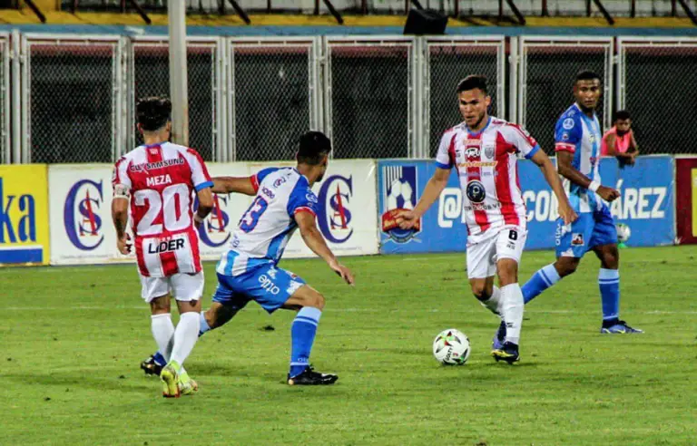 Estudiantes de Mérida venció 5-2 a Hermanos Colmenárez en la jornada 6 de la fase final b y se clasificó a la Copa Sudamericana 2023.