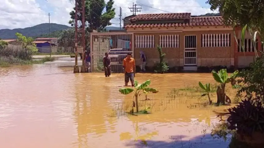 Periodo lluvioso deja 4.700 personas afectadas en el estado Sucre