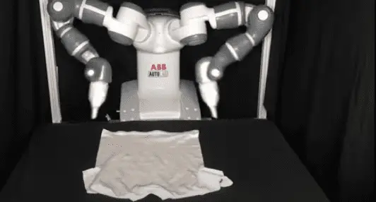 Conoce al robot que dobla ropa a la perfección (Vídeo)