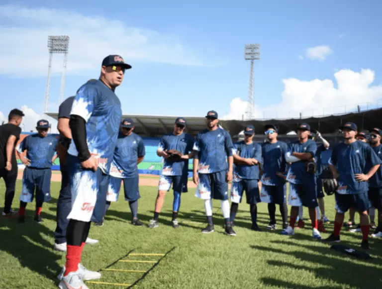 Tigres de Aragua despidió su Staff