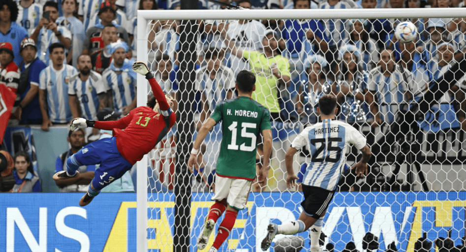 Argentina renace ante México con goles de Messi y Enzo Fernández y sigue con vida en Catar.