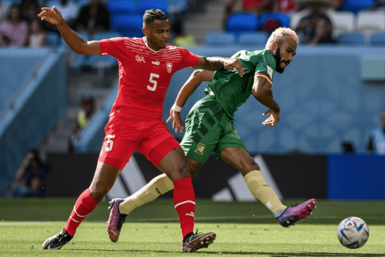 Suiza venció a Camerún con gol de Embolo, un jugador nacido en Camerún con nacionalidad Suiza.