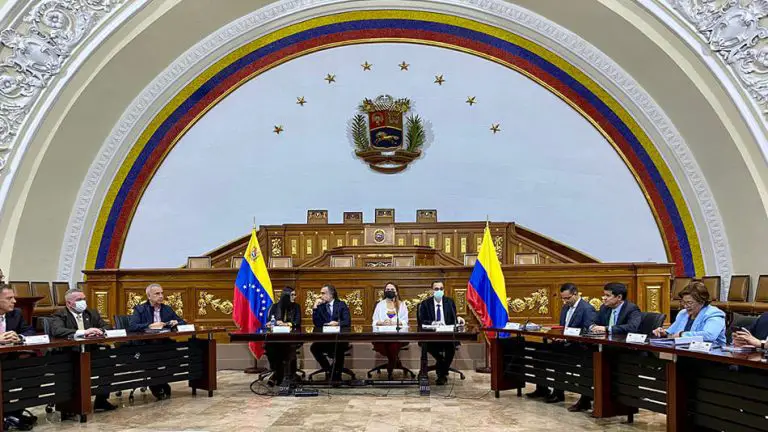 Instalan Grupo parlamentario de Amistad Venezuela y Colombia