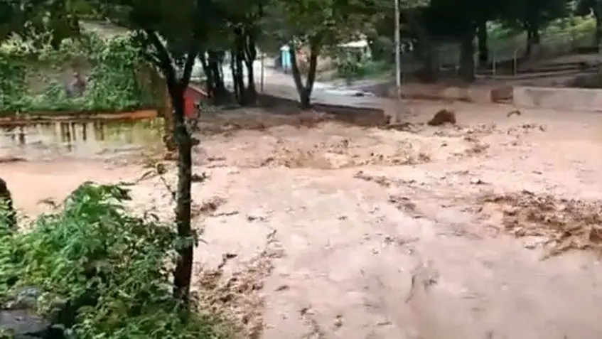 28Nov | Inundada Caracas, La Guaira y Miranda