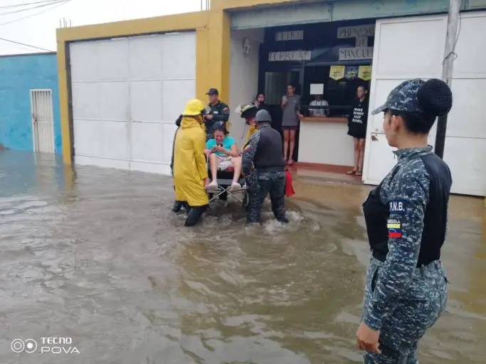 PNB Falcón atiende a familias afectadas por las lluvias 1