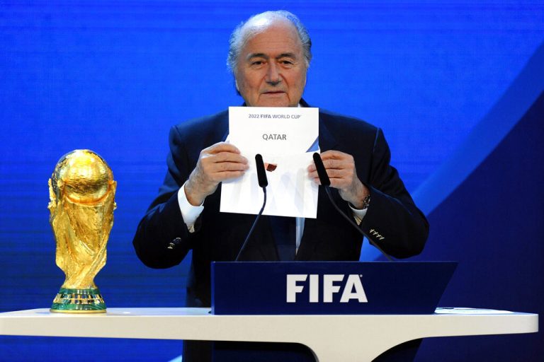 Blatter: Catar como sede del mundial es un error