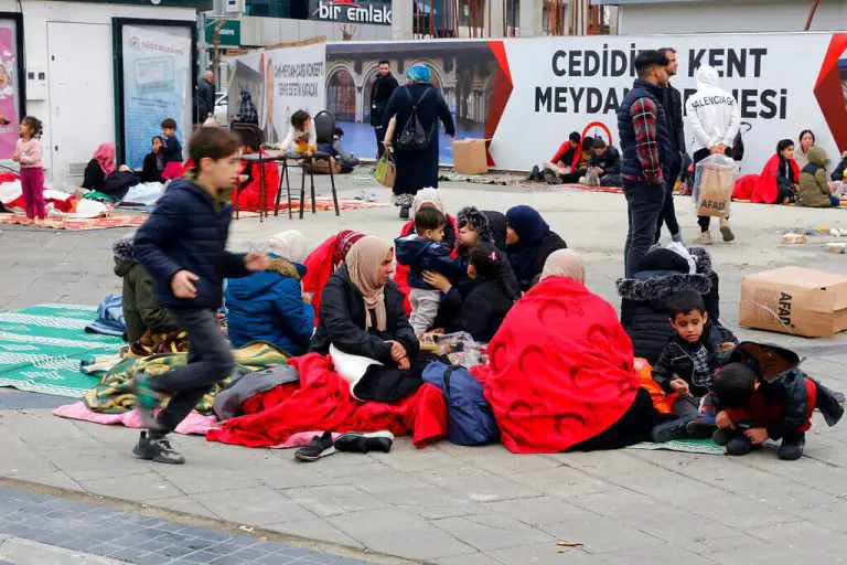 Sismo de magnitud 5,9 sacude el noroeste de Turquía