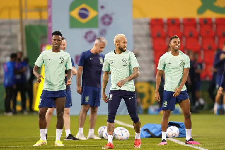 Brasil espera bailar su samba ante Croacia