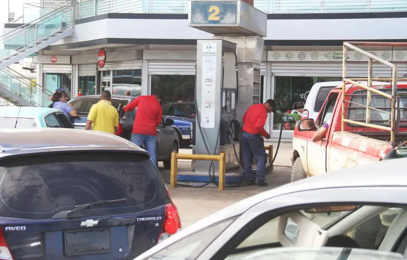 Estaciones subsidiadas suministran gasolina