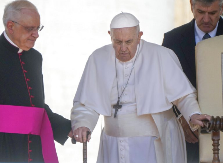 ¿Sabías que el papa Francisco ya tiene su renuncia lista?