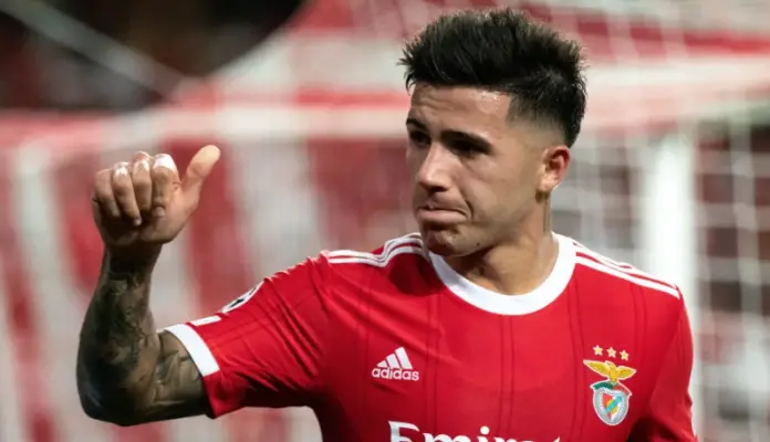 Enzo Fernández y el Benfica sostienen una tensa relación. El jugador argentino quiera forzar su salida del club portugués.