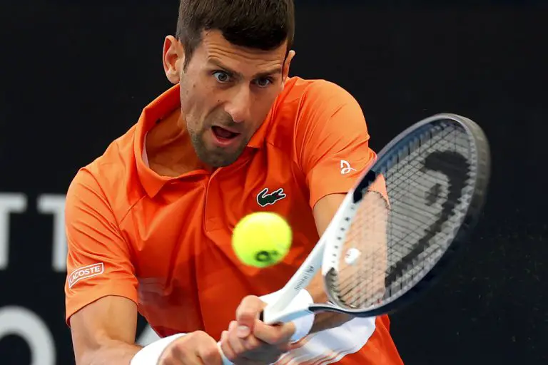 Novak Djokovic con victoria en individuales de Adelaide