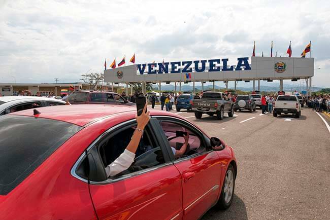 Frontera entre Venezuela y Colombia completamente abierta