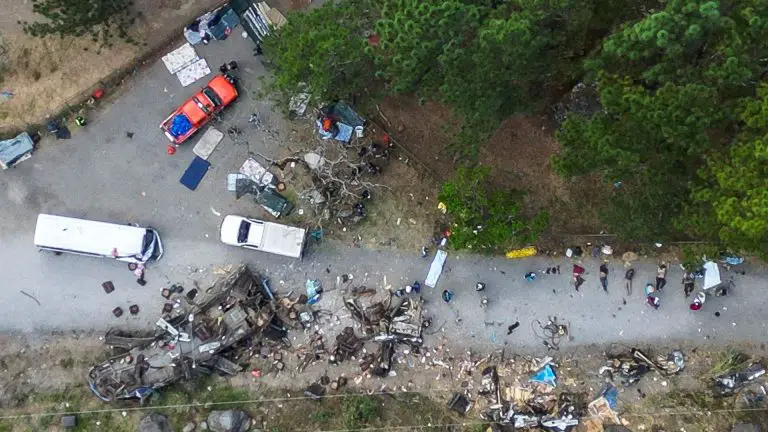 11 migrantes venezolanos en accidente en Panamá