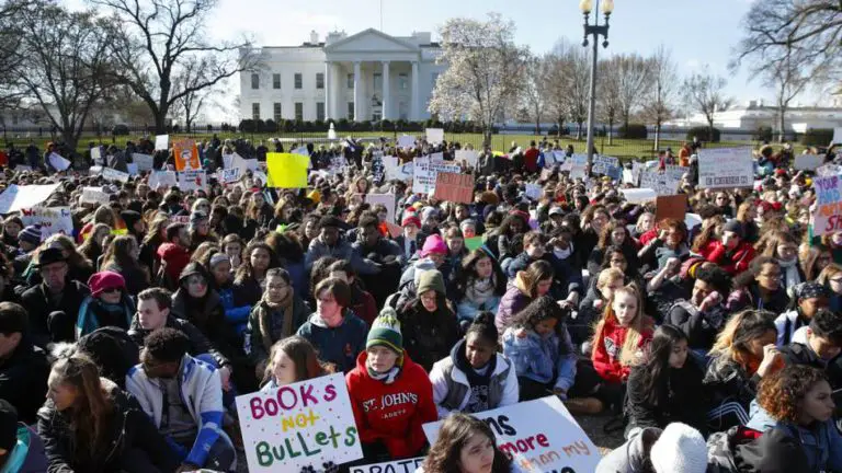 Protestas en Washington contra el envío de armas a Ucrania