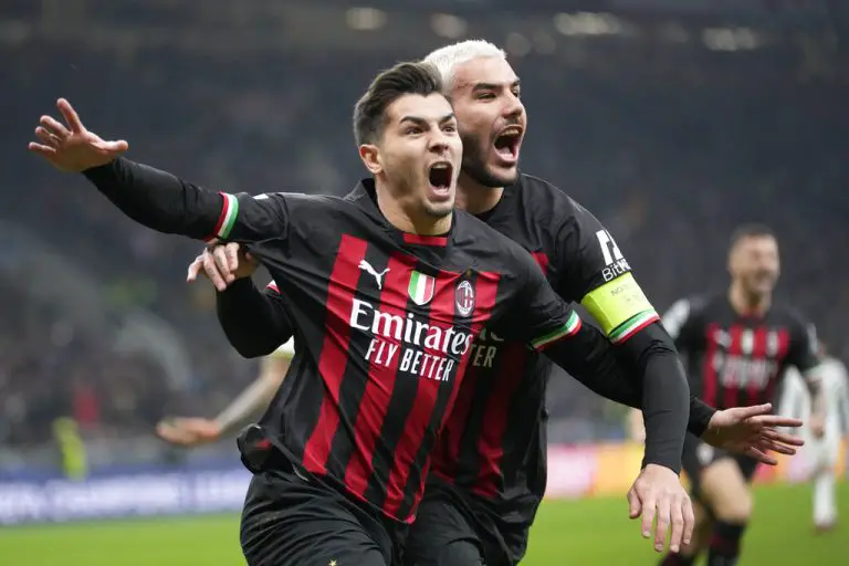 El Milan jugó Champions y venció 1-0 al Tottenham de Antonio Conte en el partido de ida de los octavos de final.