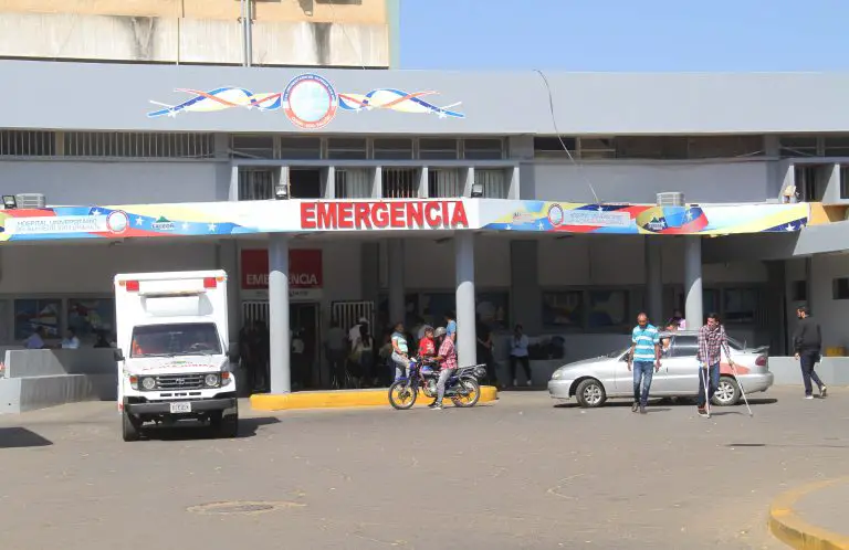 Oficial de Polifalcón lesionado en choque entre vehículos