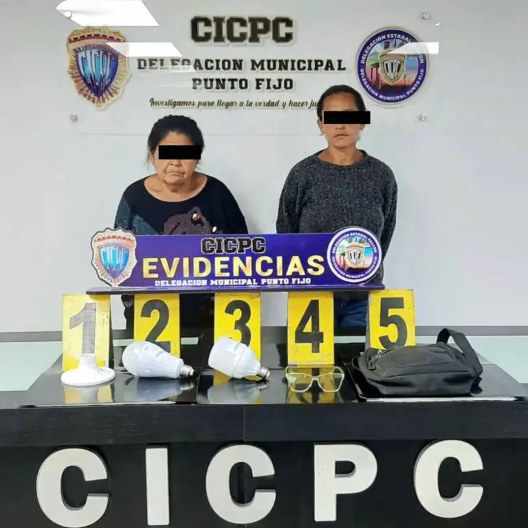 Tres detenidos por robo en Punto Fijo