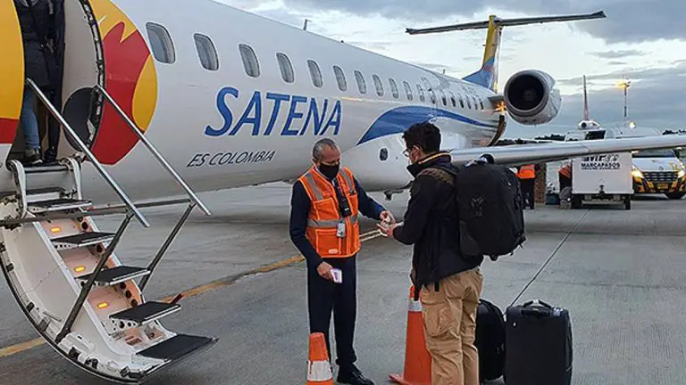 Petro anuncia vuelos Bogotá Caracas de Satena: (+Precios)
