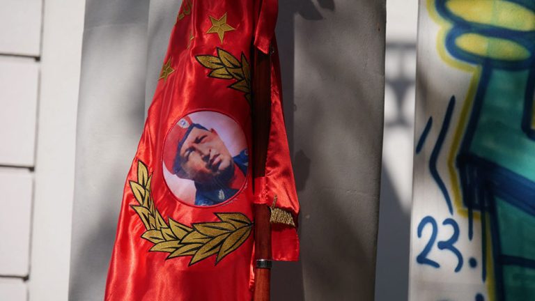 10 años de su siembra: Argentina honró al comandante Chávez