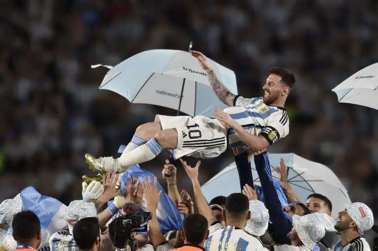 Messi en Argentina: Una figura mas que deportiva