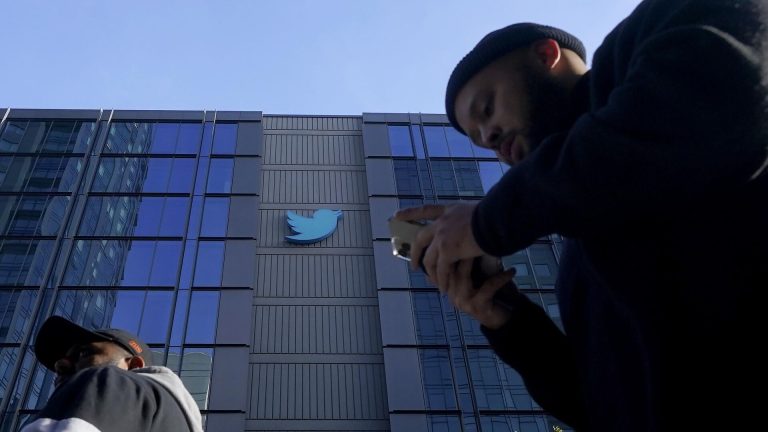 Twitter vuelve a hacerlo y despide a 200 empleados más