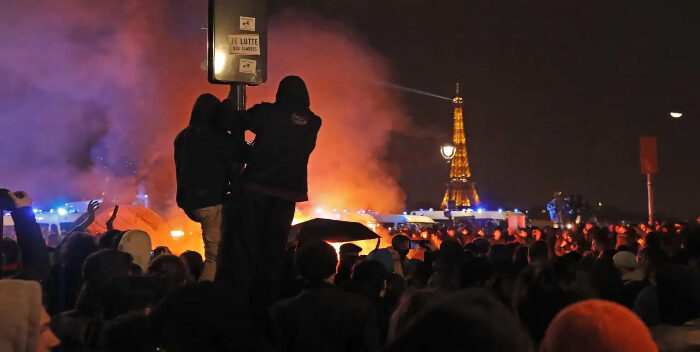 disturbios en Francia ante protestas por las pensiones