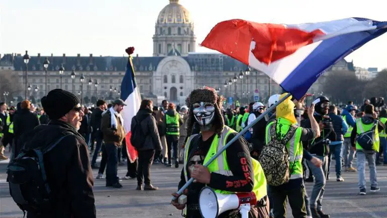 Jueves negro en Francia: protestas contra Macron no ceden
