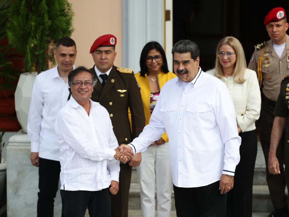 visita Petro a Venezuela para encuentro con Maduro