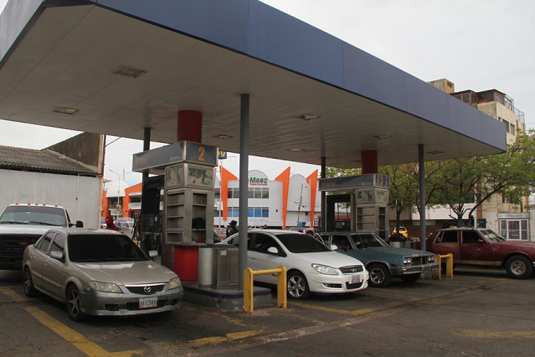 Gasolina-en-Coro-Estaciones-operativas-y-sin-problemas