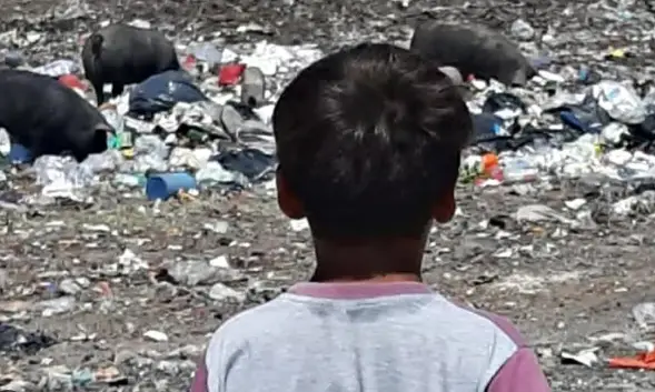 Monagas: Muere niño tras comer en basurero