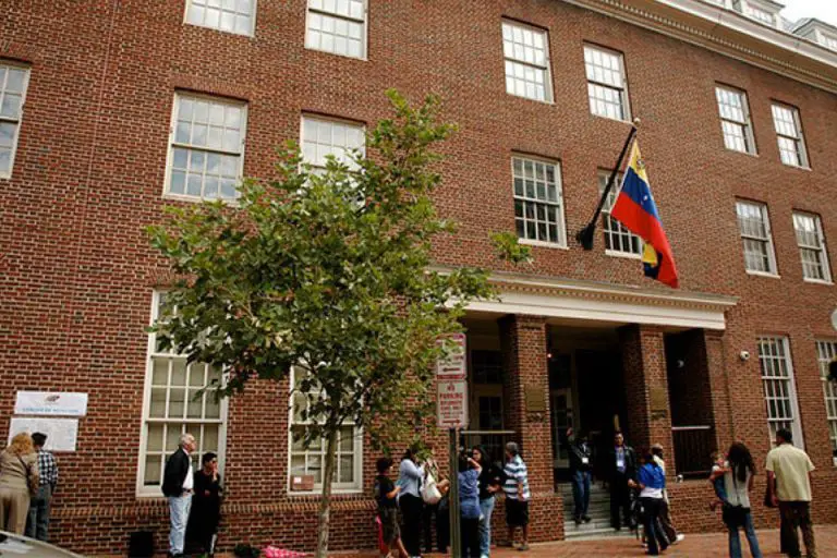 EEUU asume control de sedes diplomáticas venezolanas