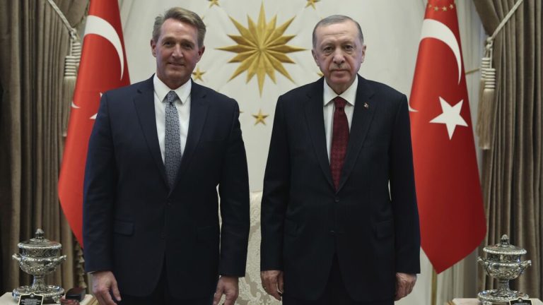 Esto aconseja Erdogan al embajador de EE. UU. en Turquía