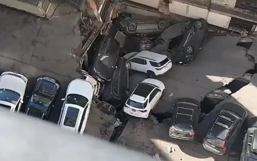 Colapsó un estacionamiento en Manhattan +VIDEO