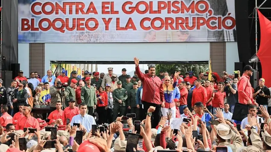 Maduro no descarta adelanto de elecciones +VIDEO