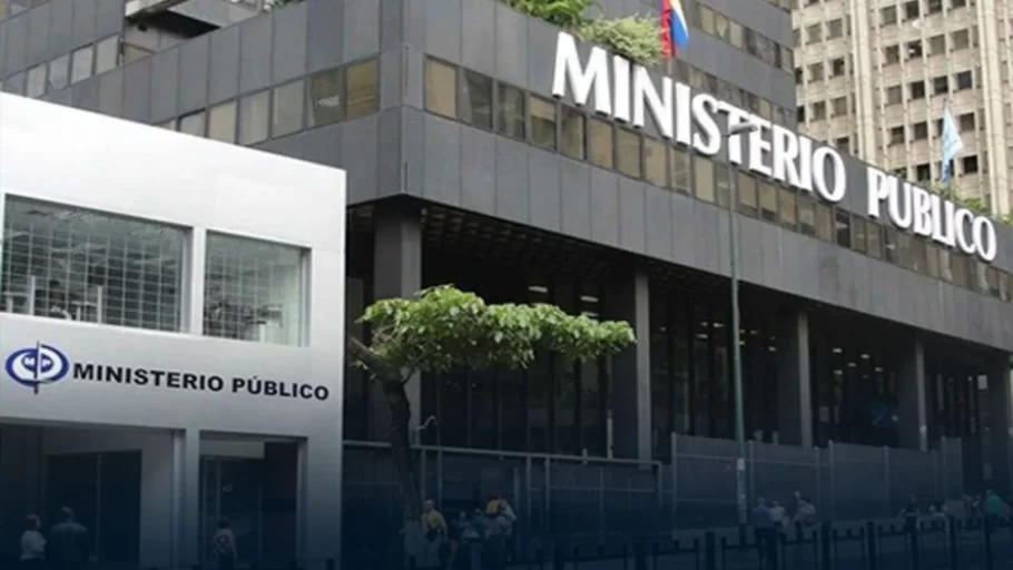 Ministerio Público acusa a exdirectora por extorsión