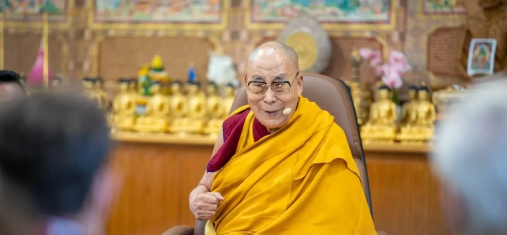 Piden arresto para el Dalái Lama