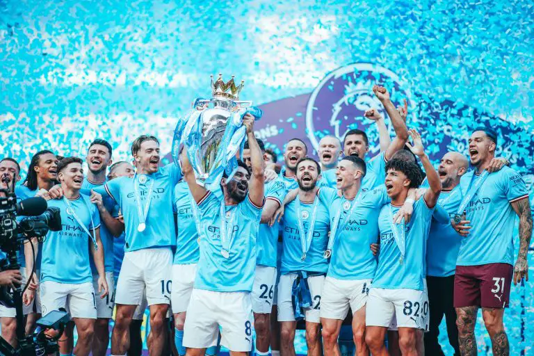 Liga Premier | El City festeja su título con victoria