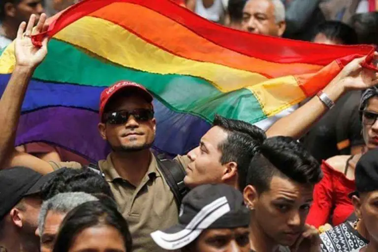 Comunidad LGBTIQ+ entregó propuesta a comisión de la AN