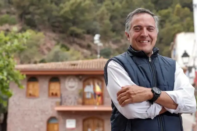 Concejal venezolano es candidato a alcalde en un pueblo de España