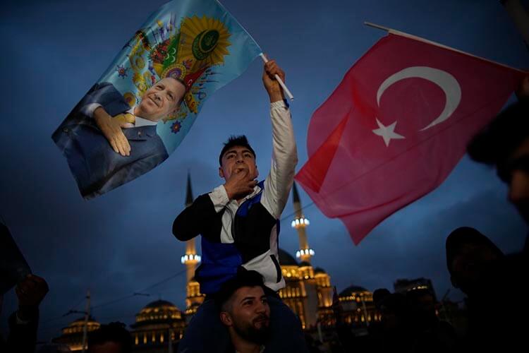 Erdogan gana quinto mandato como presidente en Turquía