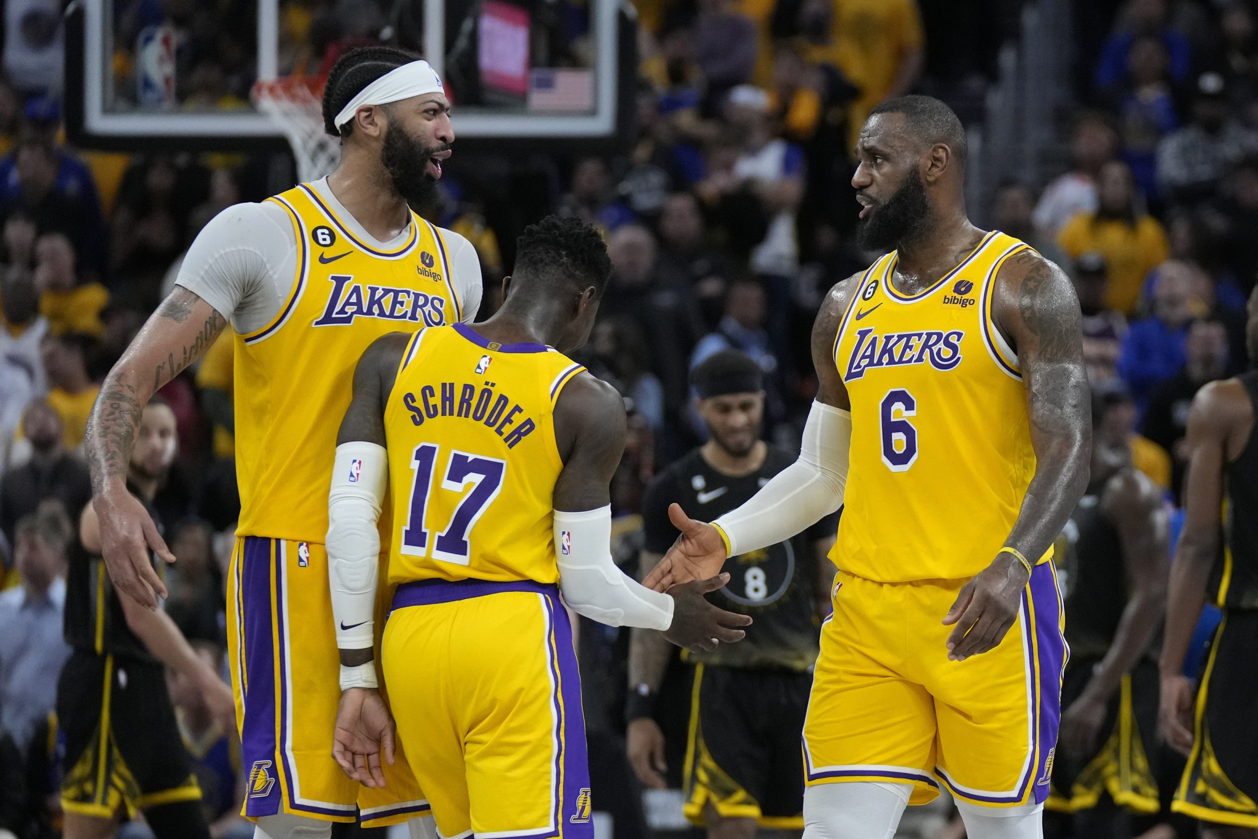 Lakers-de-los-Angeles-pegan-primero-en-serie-ante-Warriors