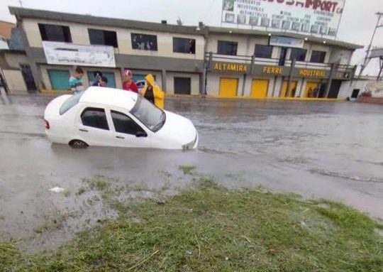 Lluvias colapsan zonas de Carabobo este 30May +Videos