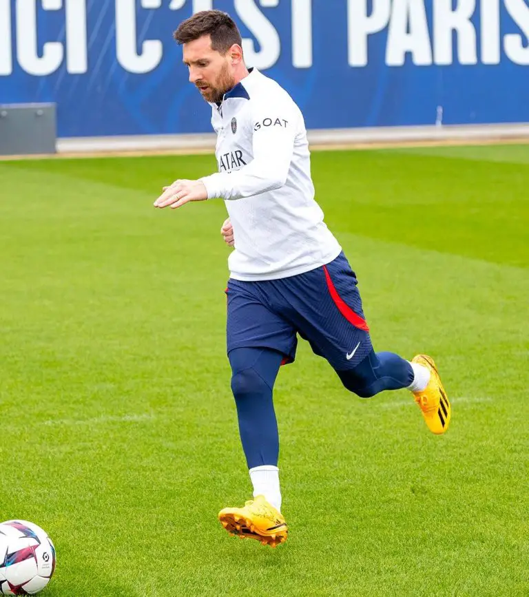 PSG levanta suspensión a Messi y regresa a los entrenamientos