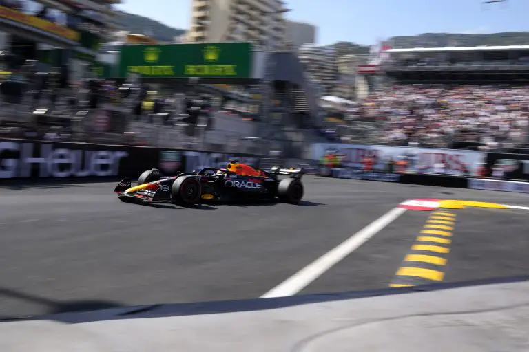 Pole position: Max Verstappen se queda con primer puesto