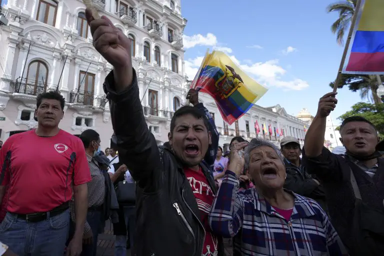 Prevén nuevas elecciones en Ecuador para agosto