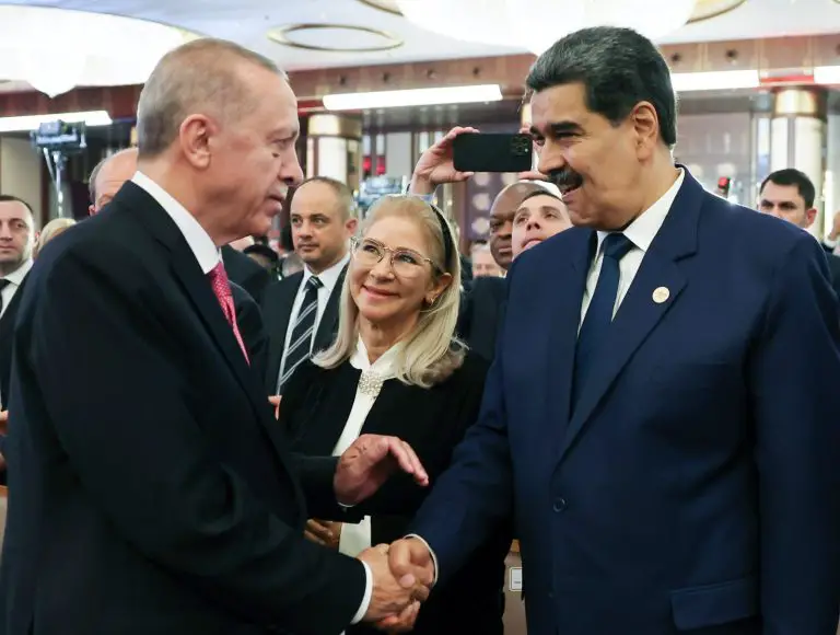 Maduro apuesta por más cooperación con Turquía