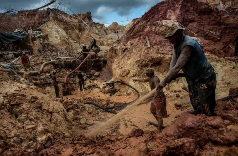 Otra tragedia en El Callao: 12 muertos por asfixia en mina de oro