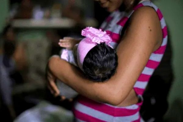 Venezuela lidera lista de embarazos adolescentes en Latinoamérica