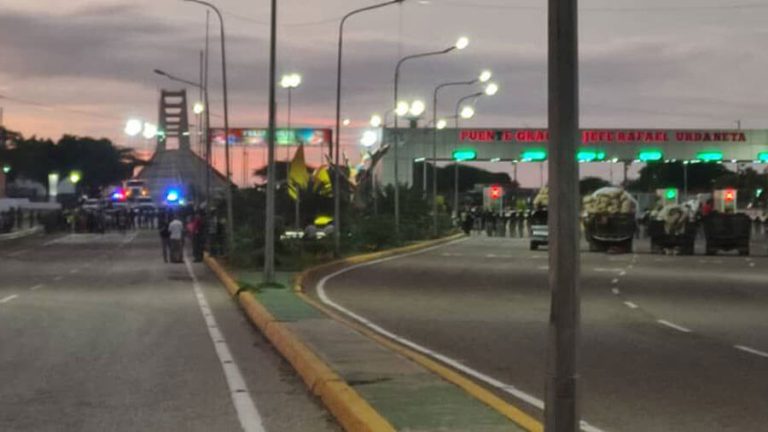 Los Yukpas volvieron a cerrar el puente sobre el lago de Maracaibo